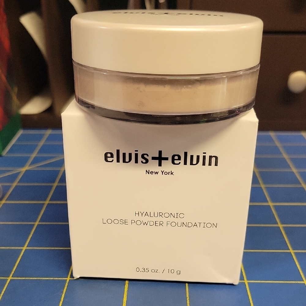Elvis + Elvin Hyaluronic Loose Powder Foundation No1 New 10g in Box